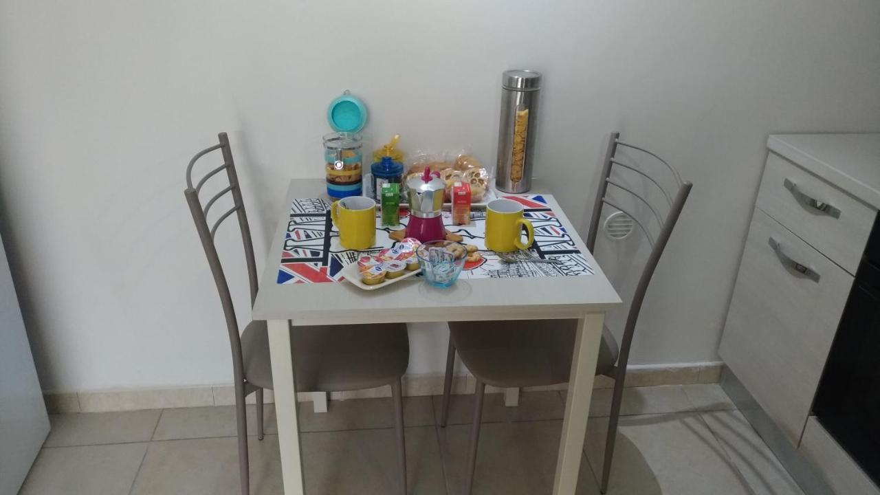 Bed and breakfast Breakfast In Naples Extérieur photo