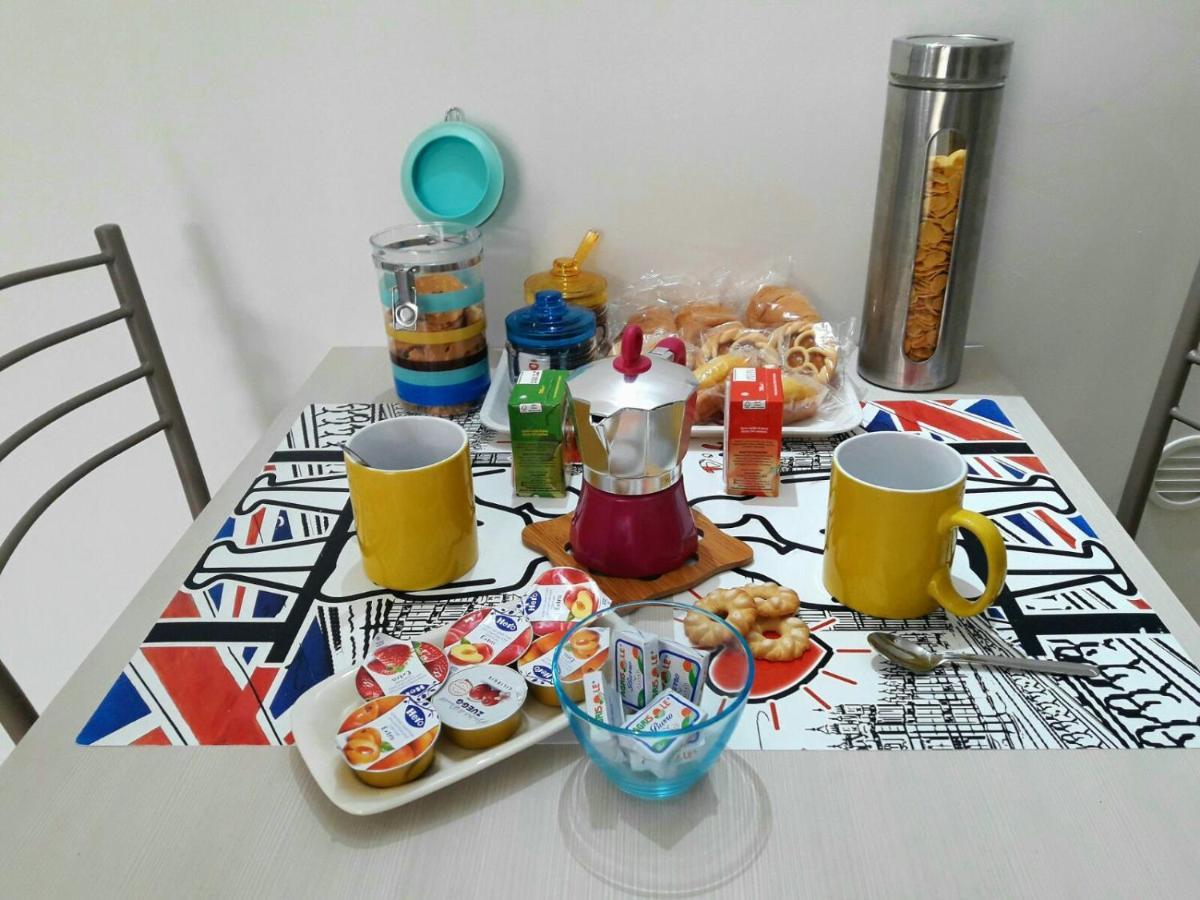 Bed and breakfast Breakfast In Naples Extérieur photo
